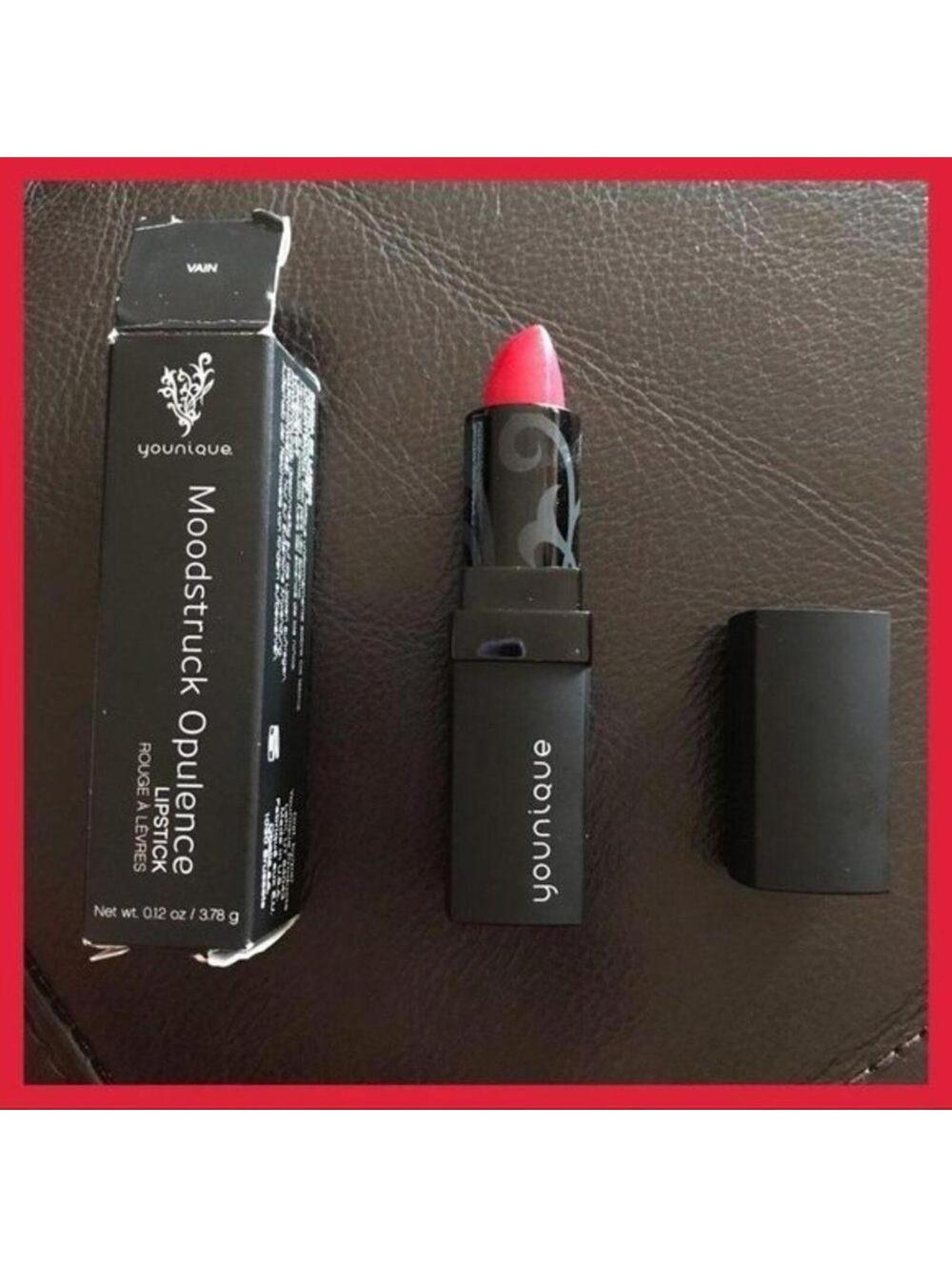 Younique Moodstruck Opulence‎ Lipstick - Vain